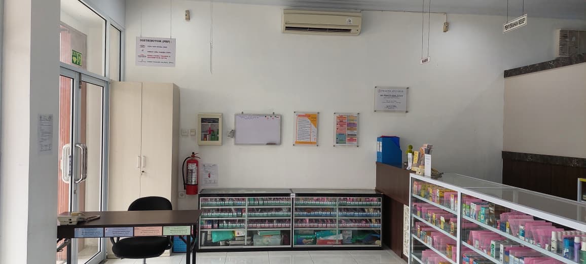 Laboratorium Farmasi Klinik & Komunitas — 9