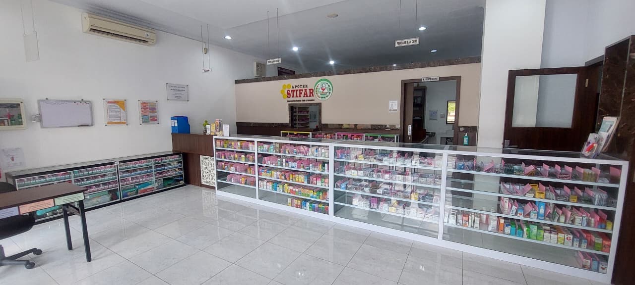 Laboratorium Farmasi Klinik & Komunitas — 10