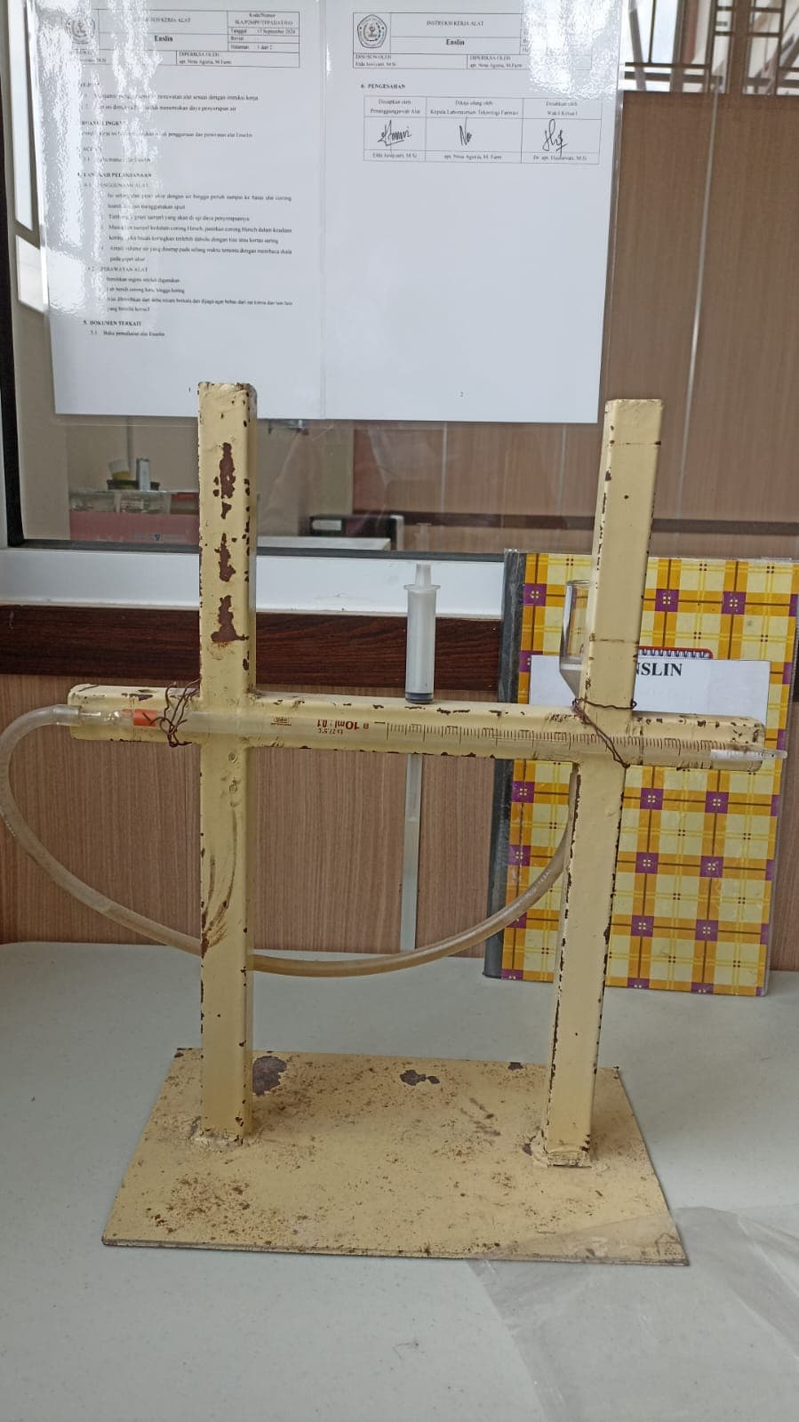 Laboratorium Teknologi Farmasi Padat — 12