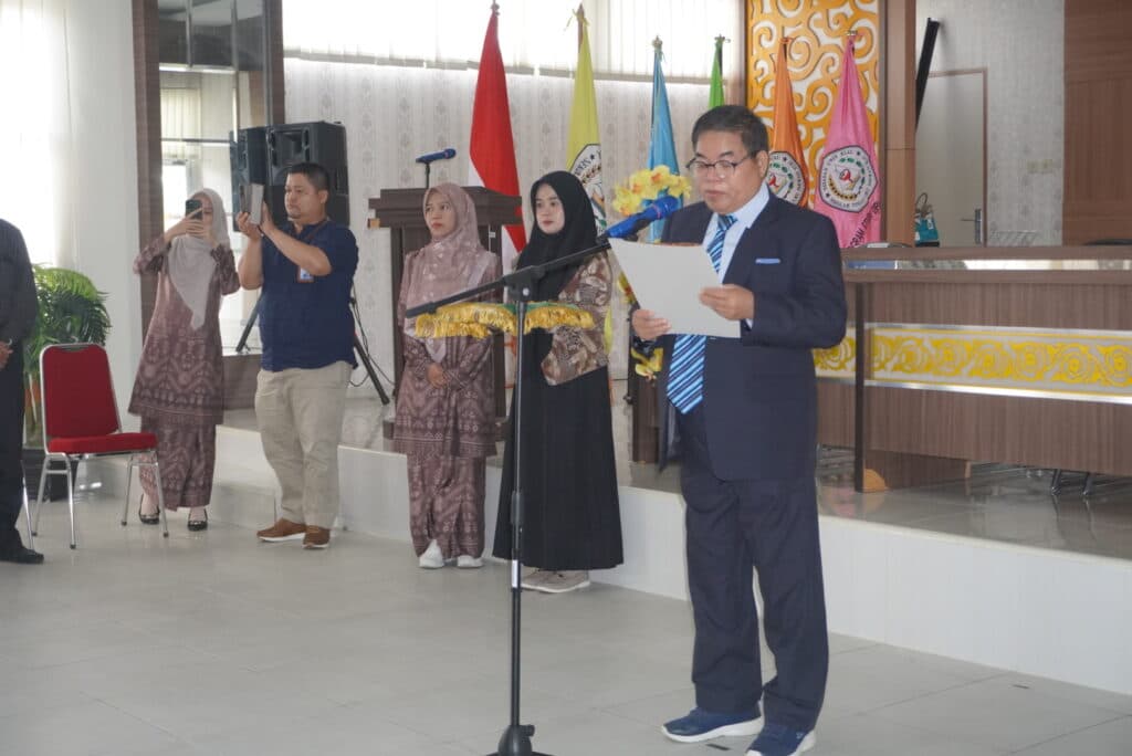 Selamat dan sukses atas pelantikan Ketua dan Wakil Ketua I, II, dan III Sekolah Tinggi Ilmu Farmasi Riau Periode 2026–2030.