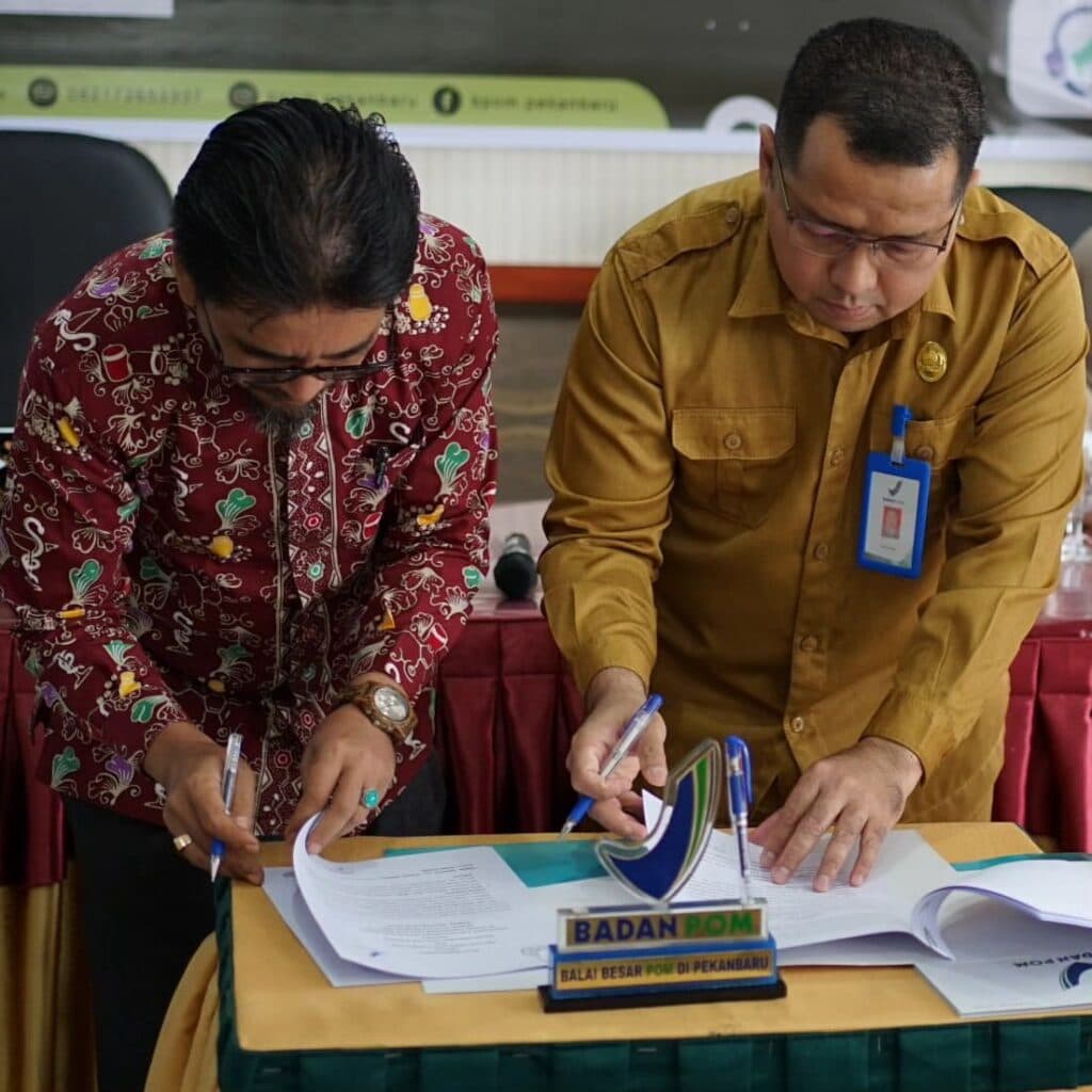 Rapat Koordinasi Lintas Sektor, Launching Program SEMANGATKAN Desa, dan Penandatanganan MoU antara BBPOM Pekanbaru dan STIFAR Riau.