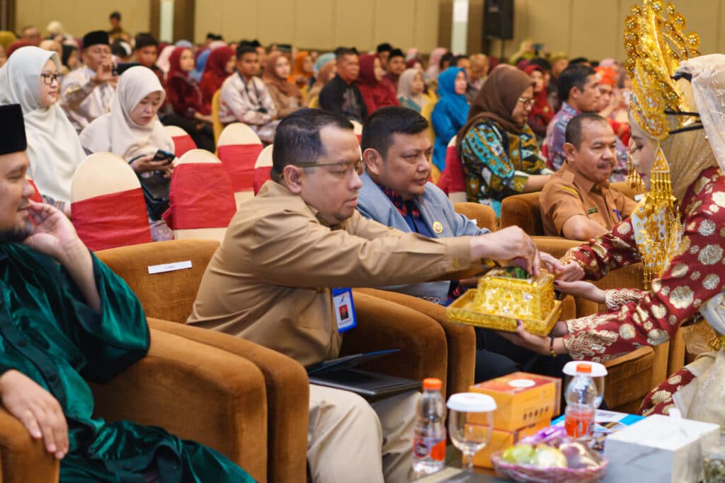 WISUDA STIFAR RIAU SARJANA FARMASI KE – XXVII dan AHLI MADYA FARMASI KE – XXVIII