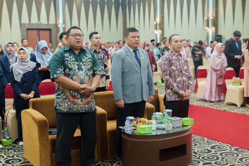 Pengambilan Sumpah Apoteker XI Program Studi Profesi Apoteker STIFAR Riau