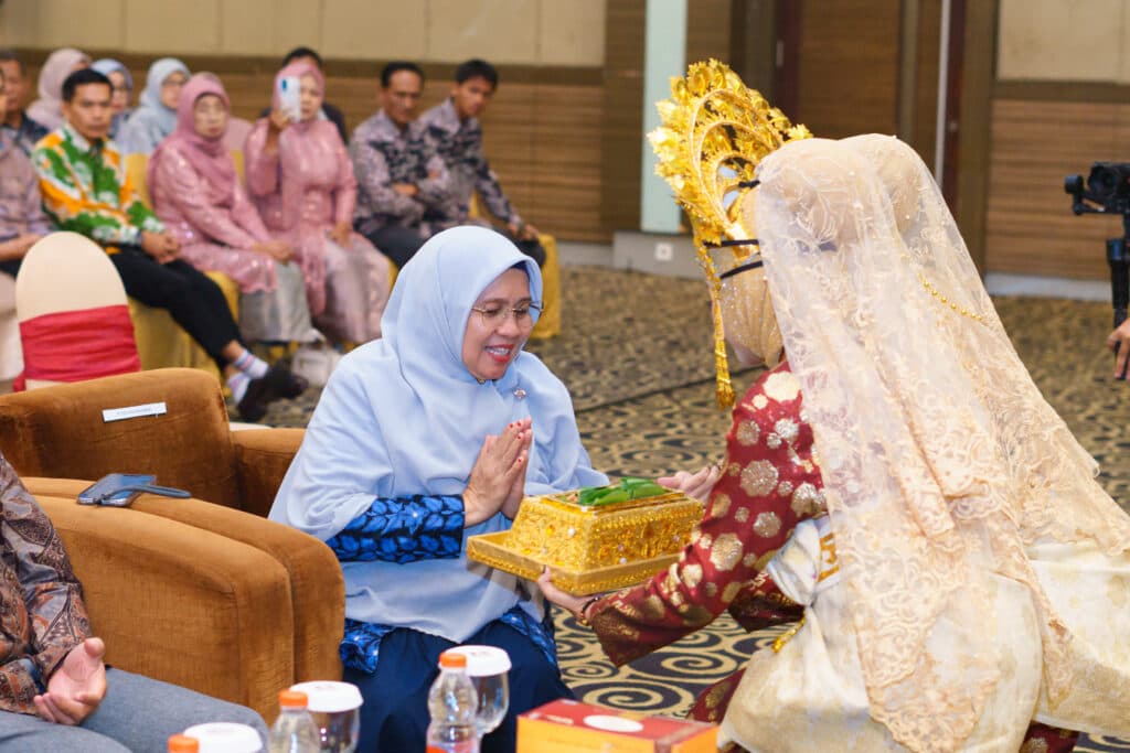 WISUDA STIFAR RIAU SARJANA FARMASI KE – XXVII dan AHLI MADYA FARMASI KE – XXVIII