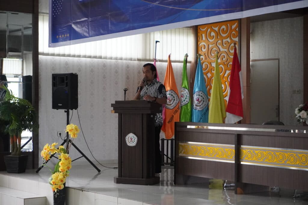 Pemberian Insentif kepada :Dr. apt. Benni Iskandar, S.Farm, M.Si