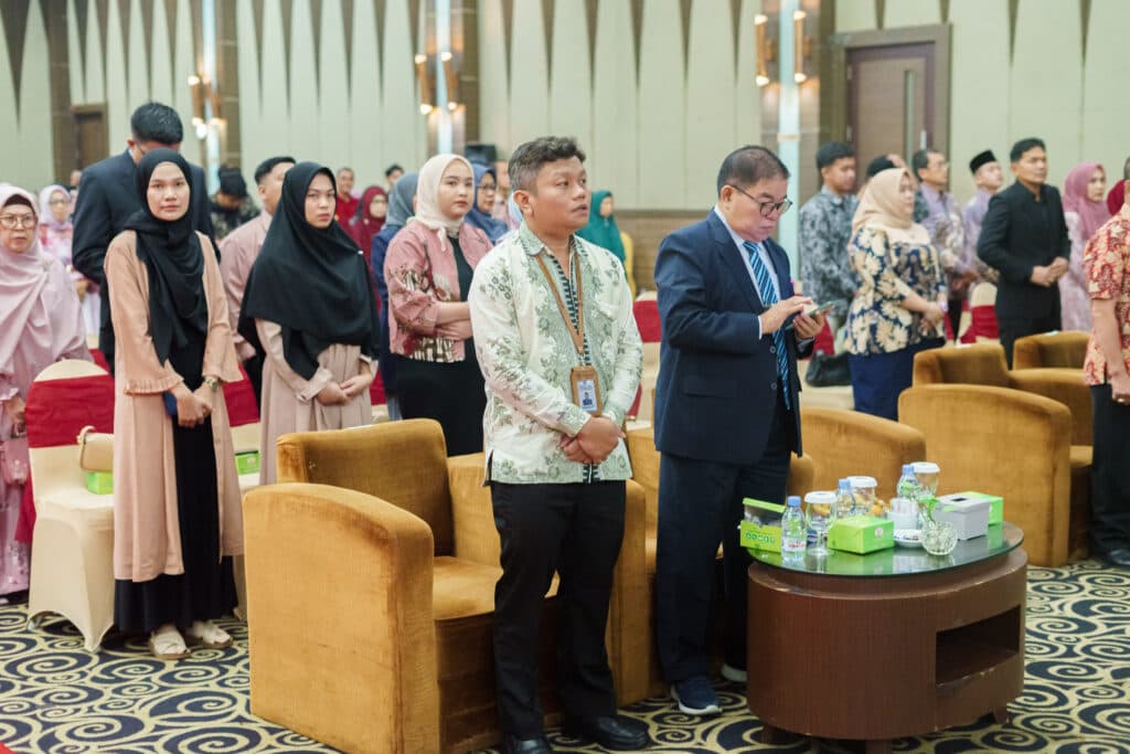 Pengambilan Sumpah Apoteker XI Program Studi Profesi Apoteker STIFAR Riau