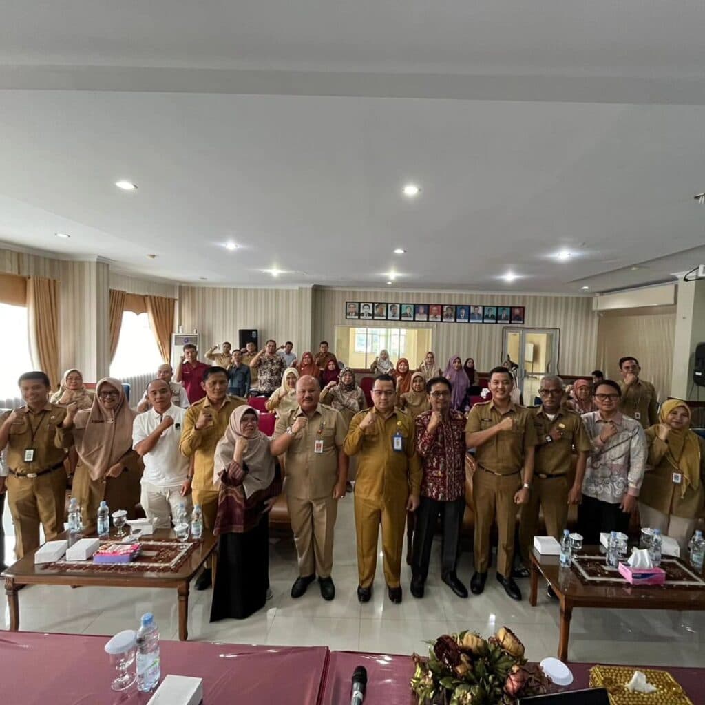 Rapat Koordinasi Lintas Sektor, Launching Program SEMANGATKAN Desa, dan Penandatanganan MoU antara BBPOM Pekanbaru dan STIFAR Riau.