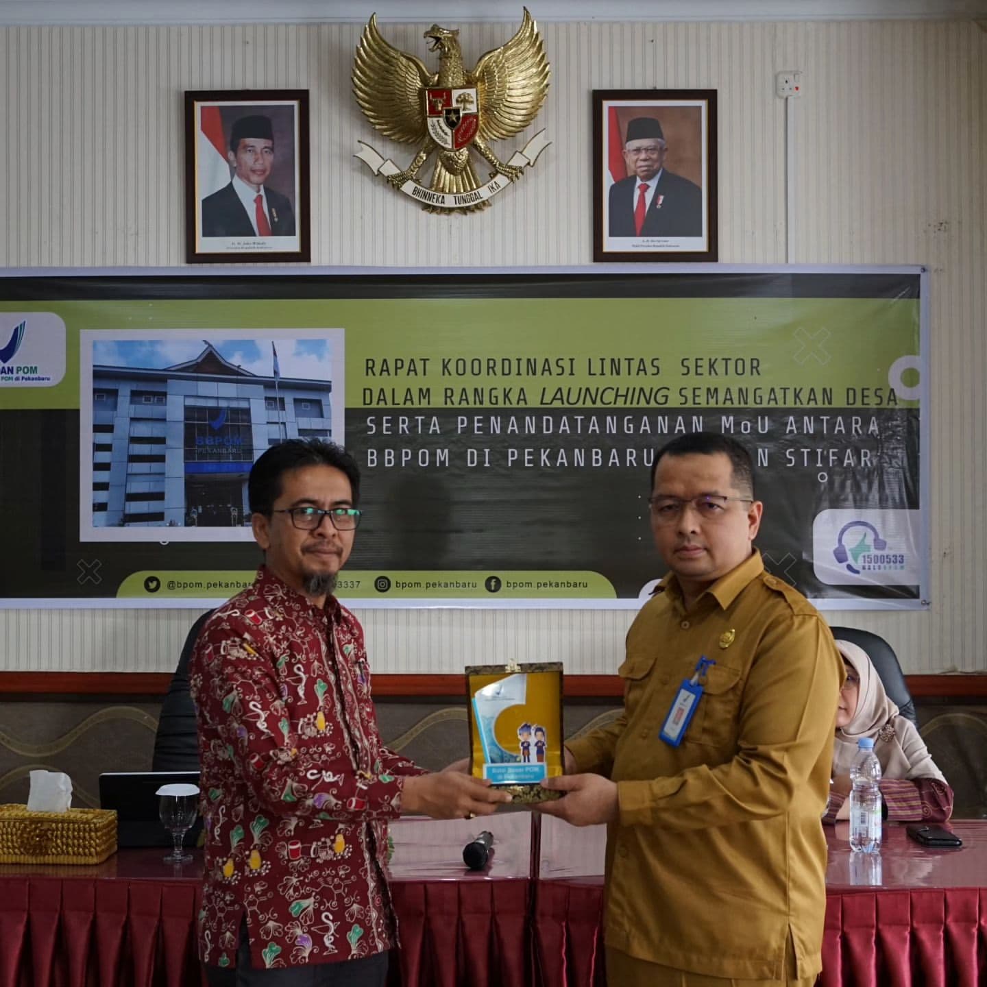 Rapat Koordinasi Lintas Sektor, Launching Program SEMANGATKAN Desa, dan Penandatanganan MoU antara BBPOM Pekanbaru dan STIFAR Riau.