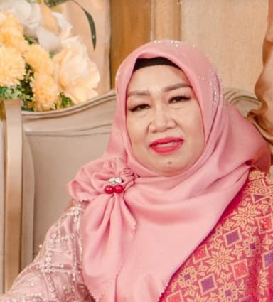 apt. Dra. Syilfia Hasti, M.Farm