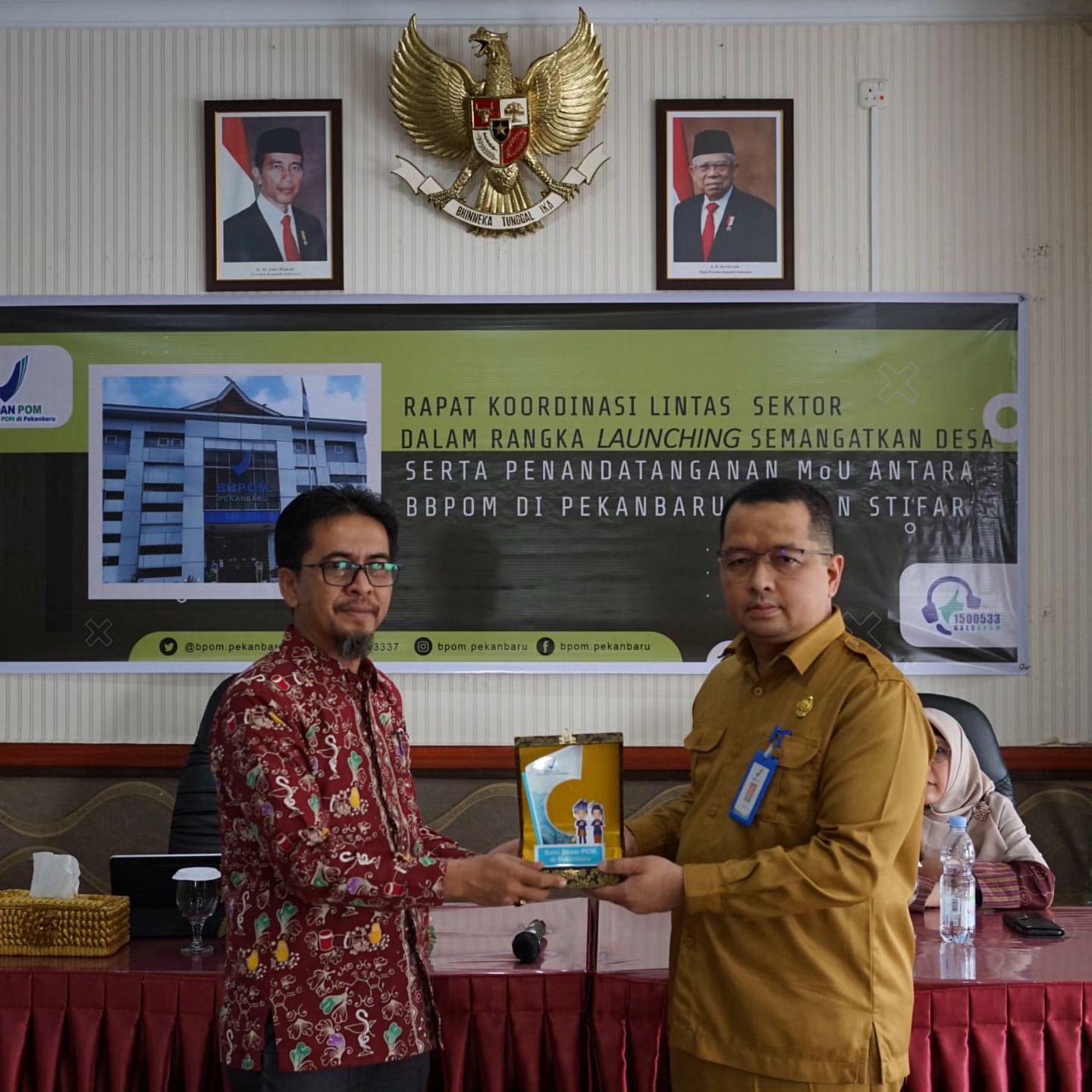 Rapat Koordinasi Lintas Sektor, Launching Program SEMANGATKAN Desa, dan Penandatanganan MoU antara BBPOM Pekanbaru dan STIFAR Riau.